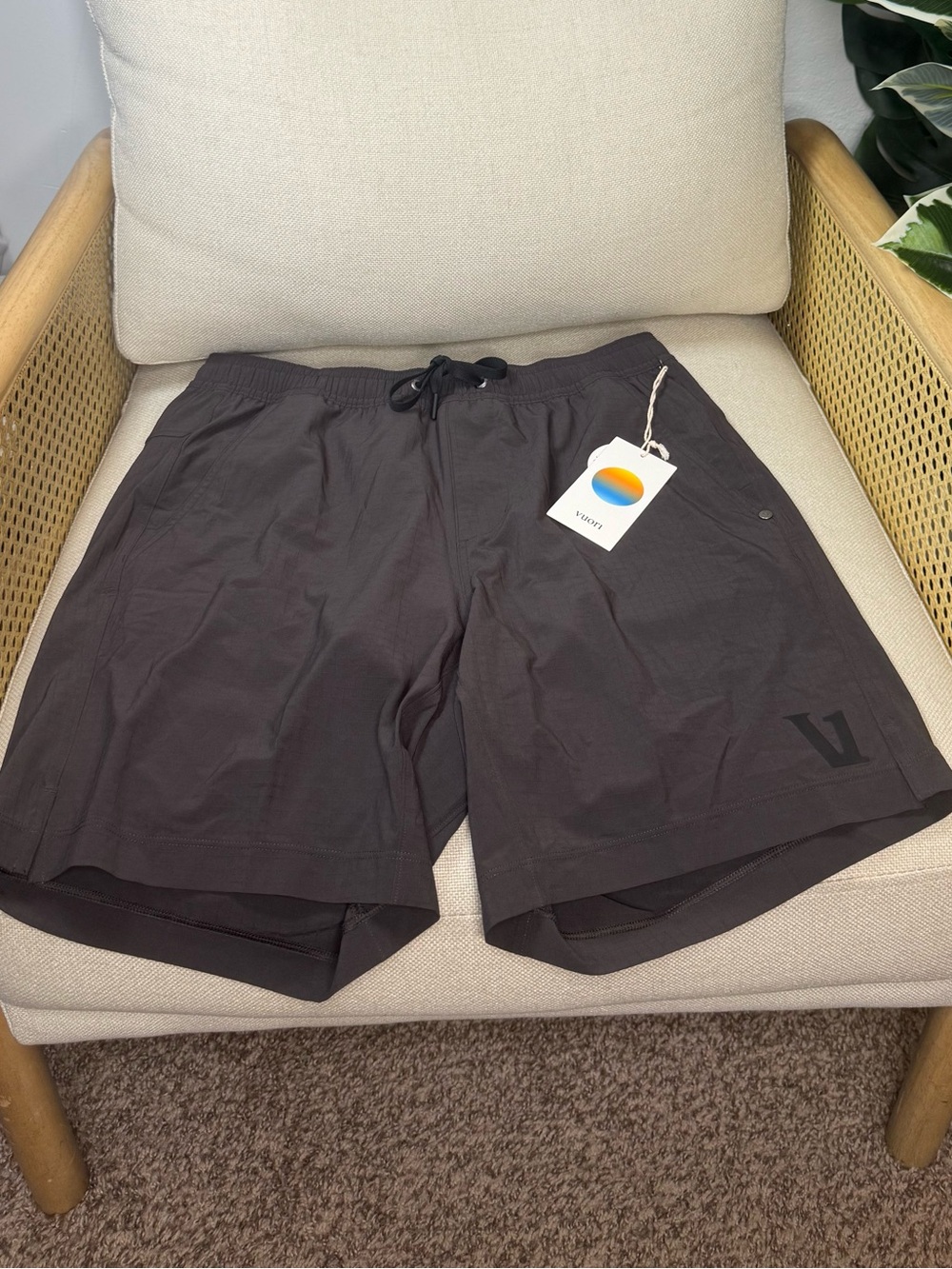 NWT Vuori HardKore Short 7"